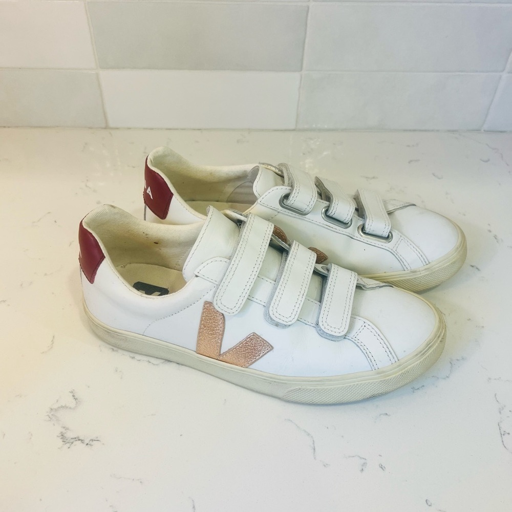 Veja White and Burgundy Women's Sneakers